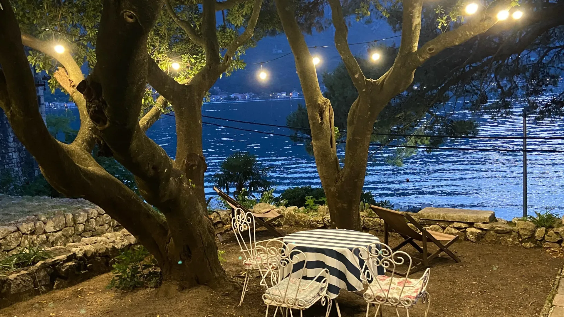 Sale, house, 180m², Dobrota, Kotor