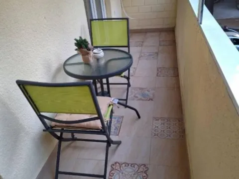 Stan-na-dan, jednosoban stan, 48m², Centar, Tivat - image 7