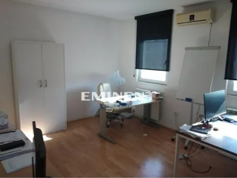 Izdavanje, poslovni prostor, 150m², Altina, Beograd - image 2