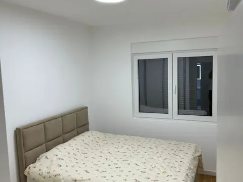 Izdavanje, jednosoban stan, 45m², Centar, Bar - image 4