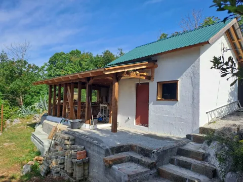 Prodaja, kuća, 285m², Piperi, Podgorica - image 12