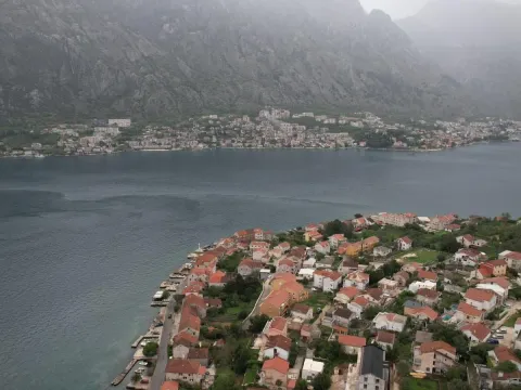 Prodaja, plac, 585m², Prčanj, Kotor - image 10