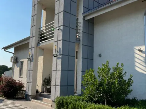 Prodaja, kuća, 342m², Stari Banovci, Stara Pazova - image 10