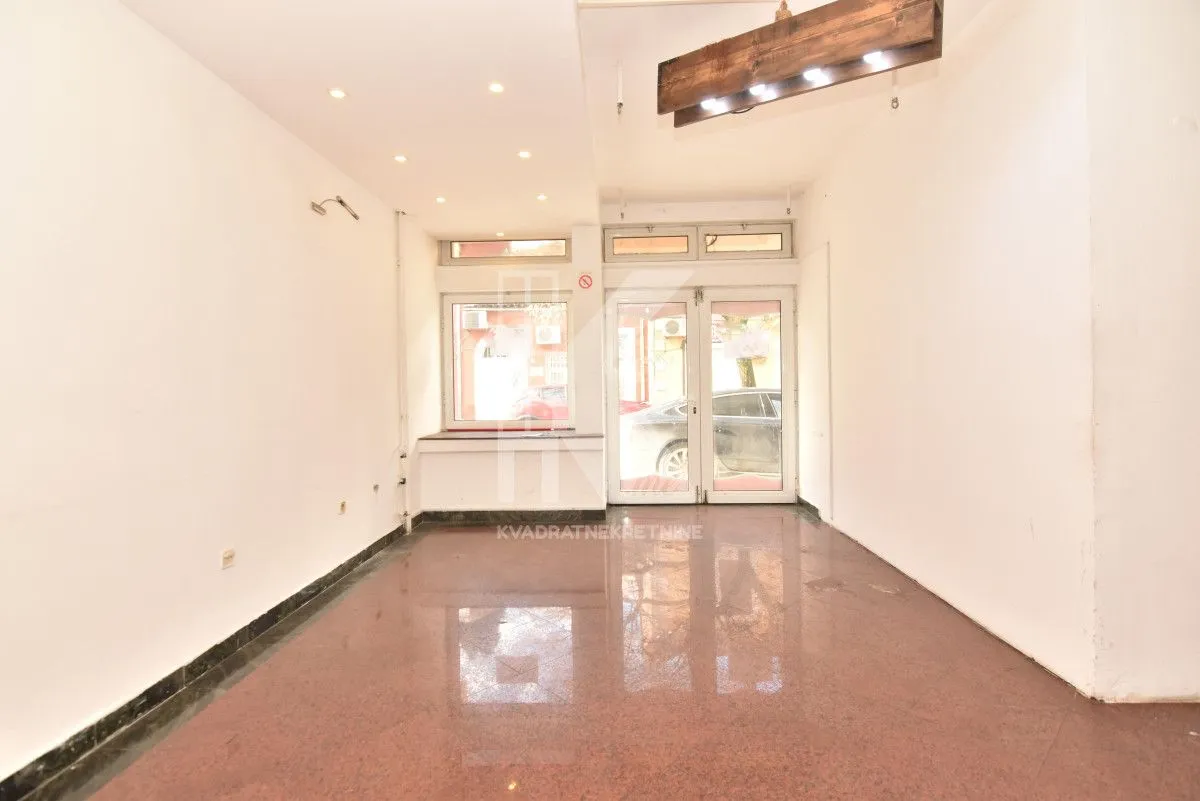 Rent, office space, 100m², Centar, Podgorica