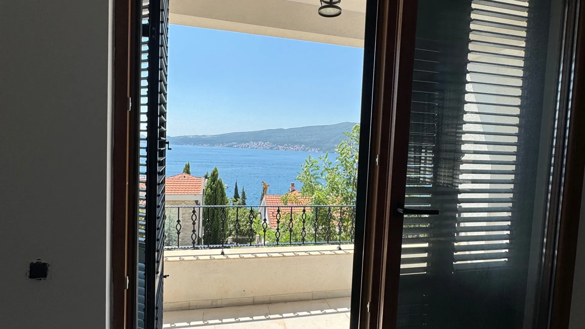 Prodaja, trosoban stan, 109m², Bijela, Herceg Novi