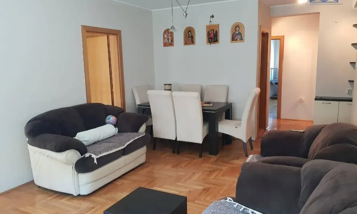 Izdavanje, trosoban stan, 68m², Grbavica, Novi Sad Sve Podlokacije
