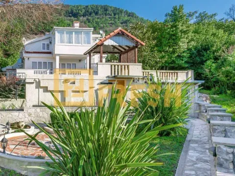 Prodaja, kuća, 240m², Kotor, Crna Gora - image 19