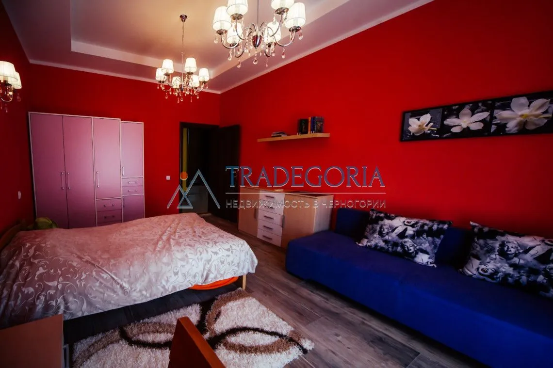 Prodaja, kuća, 265m², Dobra Voda, Bar