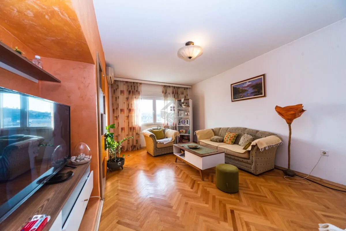 Prodaja, dvosoban stan, 80m², Zabjelo, Podgorica