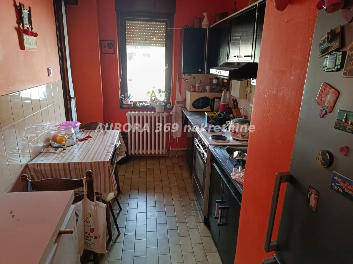 Prodaja, dvosoban stan, 56m², Novo naselje, Novi Sad