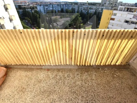 Rent, two bedroom apartment, 80m², Gintaš, Podgorica - image 16