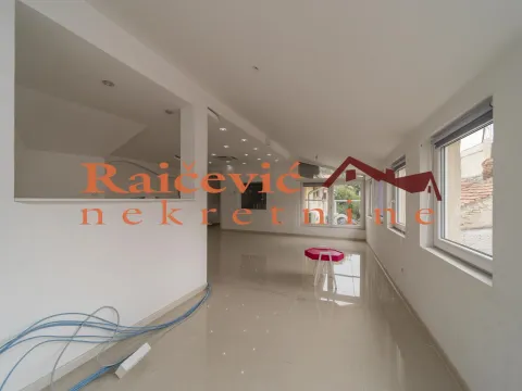 Rent, office space, 180m², Lekino Brdo, Voždovac Sve Podlokacije - image 8