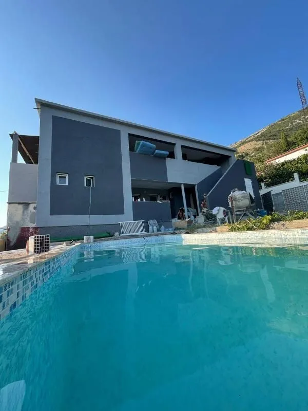 Prodaja, kuća, 220m², Sutomore, Bar