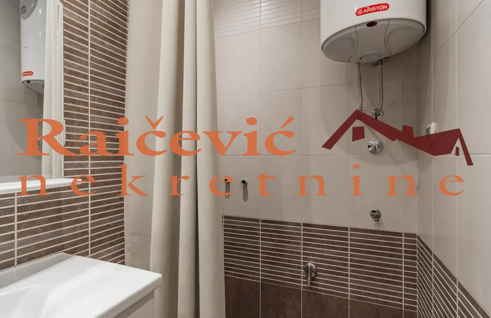 Rent, office space, 152m², Voždovac Sve Podlokacije, Beograd