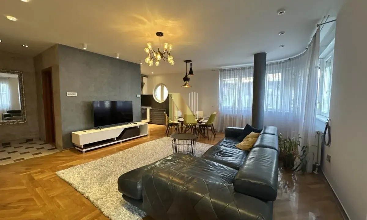 Prodaja, četvorosoban stan, 161m², Bulevar Oslobodjenja, Novi Sad Sve Podlokacije