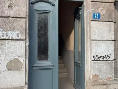 Rent, two bedroom apartment, 33m², Stari Grad, Beograd - image 13