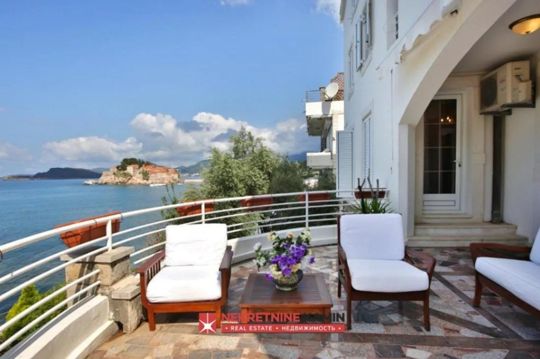 Sale, house, 800m², Sveti Stefan, Budva