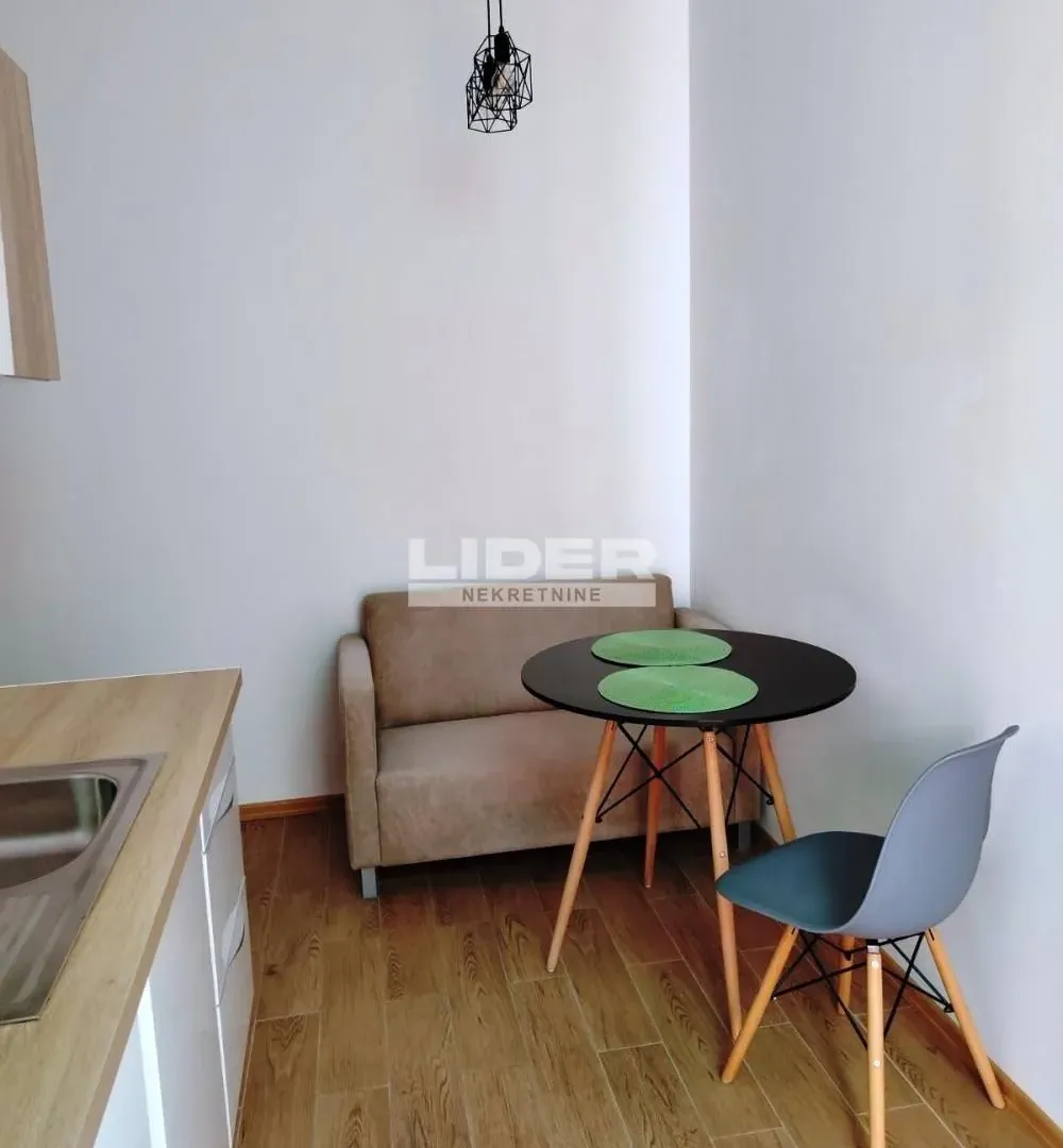 Sale, three bedroom apartment, 61m², Stari Grad, Beograd