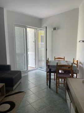 Rent, one bedroom apartment, 37m², Podkošljun, Budva - image 3