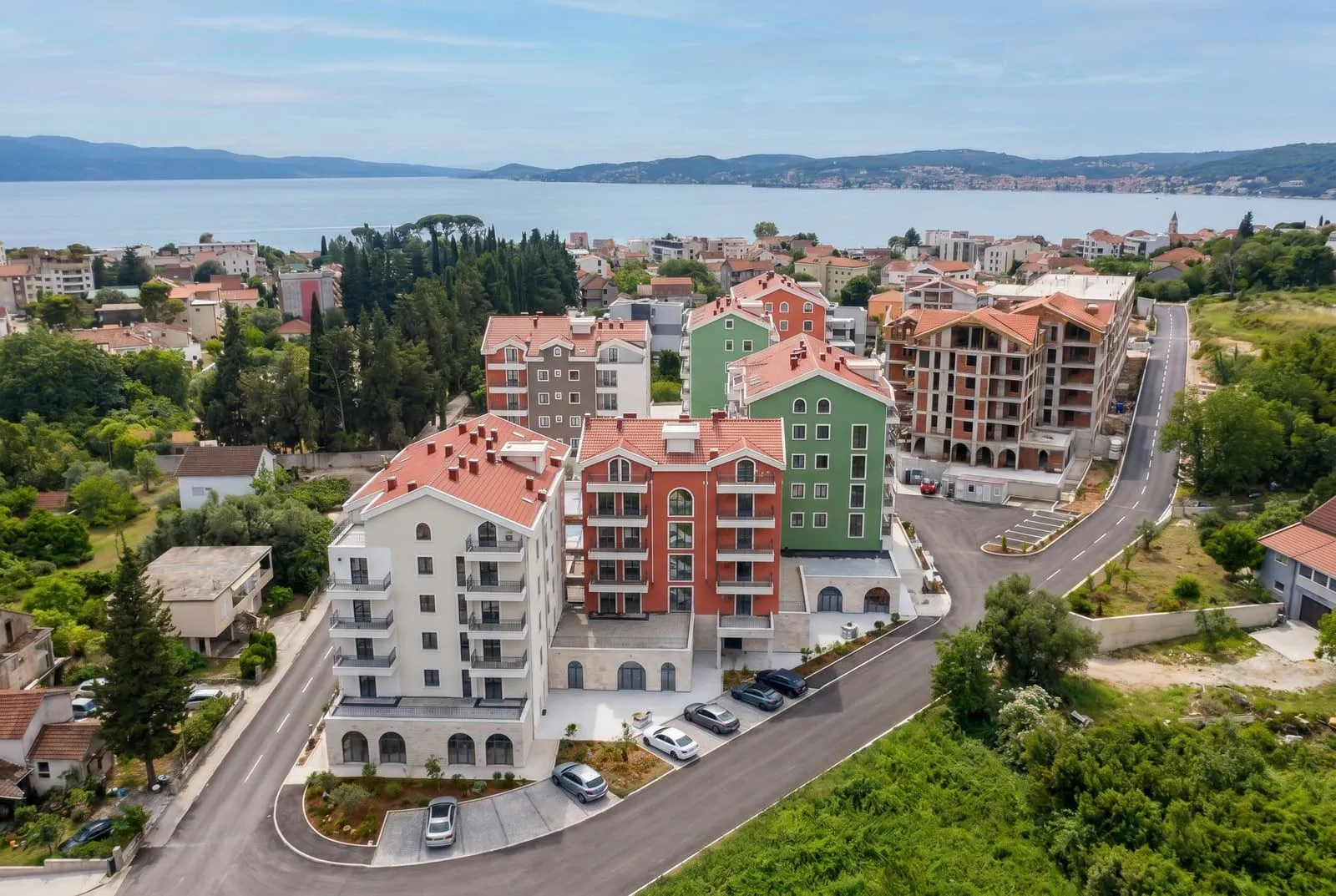 Prodaja, dvosoban stan, 52m², Tivat, Crna Gora