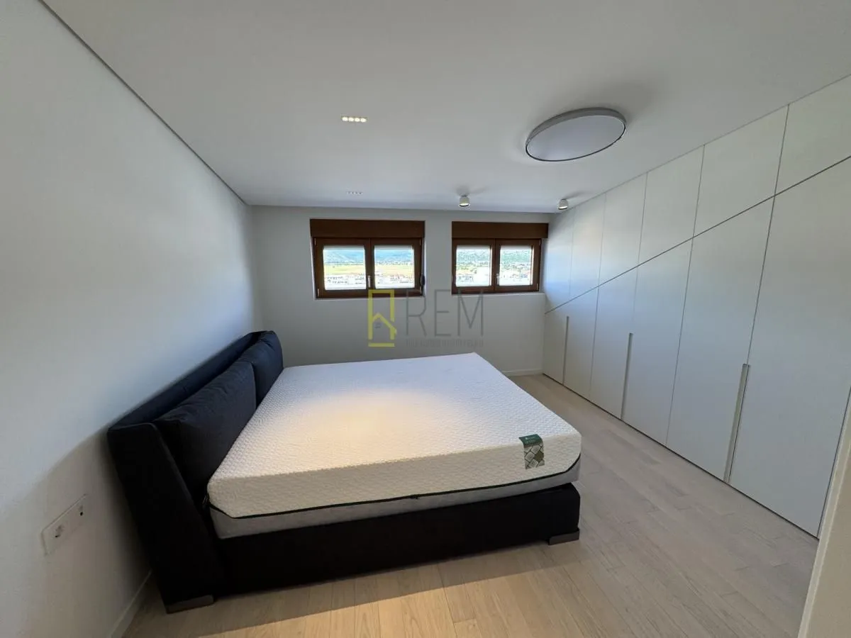 Rent, three bedroom apartment, 136m², Master Kvart, Podgorica