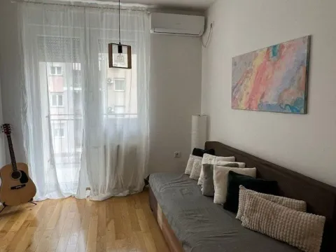Rent, one bedroom apartment, 40m², Detelinara, Novi Sad Sve Podlokacije