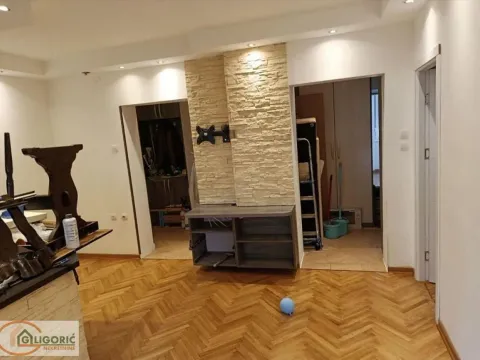 Sale, three bedroom apartment, 66m², Crveni Krst, Beograd - image 2