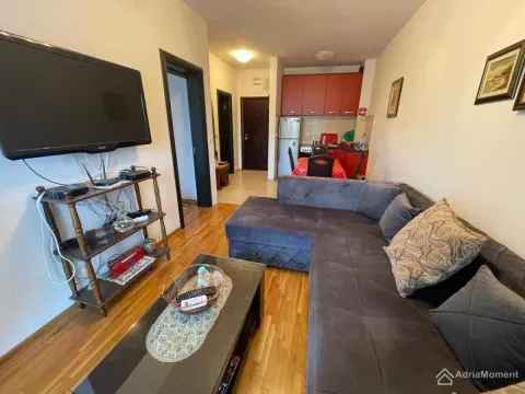 Prodaja, jednosoban stan, 40m², Bečići, Budva - image 2