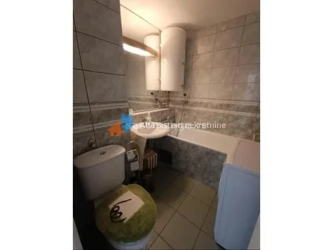 Izdavanje, trosoban stan, 100m², Bežanijska Kosa 3, Bežanijska Kosa Sve Podlokacije - image 4