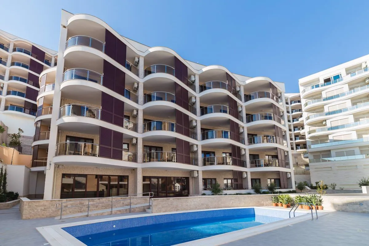 Sale, two bedroom apartment, 103m², Bečići, Budva