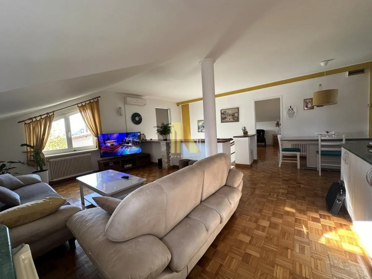 Prodaja, kuća, 298m², Klisa, Novi Sad Sve Podlokacije