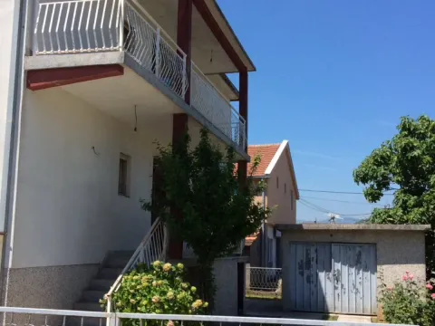 Prodaja, kuća, 214m², Podgorica, Crna Gora - image 5