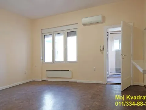 Izdavanje, četvorosoban stan, 105m², Zemun Centar, Zemun Sve Podlokacije - image 2