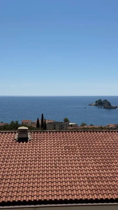 Sale, one bedroom apartment, 85m², Petrovac, Budva