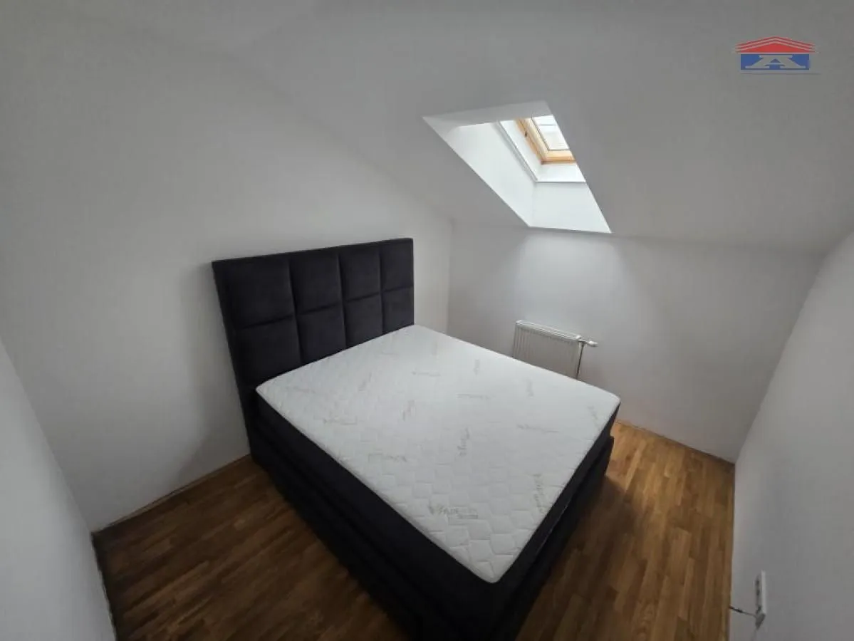 Rent, two bedroom apartment, 60m², Novo naselje, Novi Sad