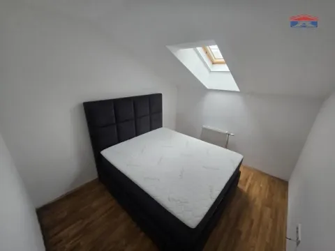 Rent, two bedroom apartment, 60m², Novo naselje, Novi Sad - image 9