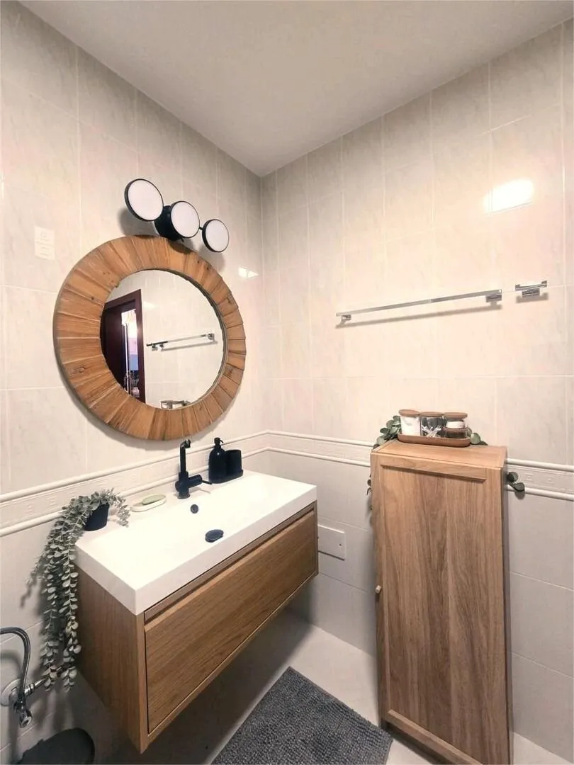 Prodaja, dvosoban stan, 97m², Dobrota, Kotor