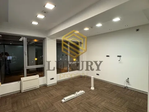 Prodaja, poslovni prostor, 80m², Preko Morače, Podgorica - image 6