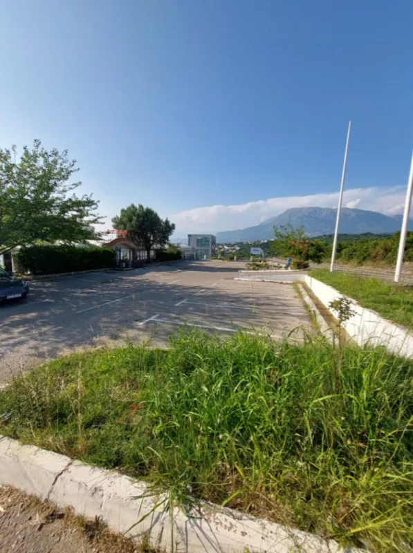 Izdavanje, ugostiteljski objekat, 1900m², Utjeha, Bar