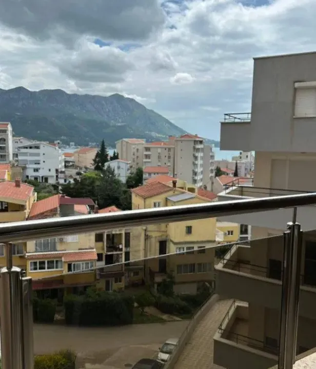 Rent, apartment, 50m², Bečići, Budva