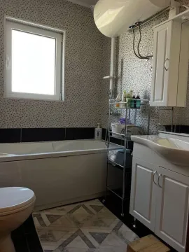 Rent, three bedroom apartment, 135m², Bečići, Budva - image 6