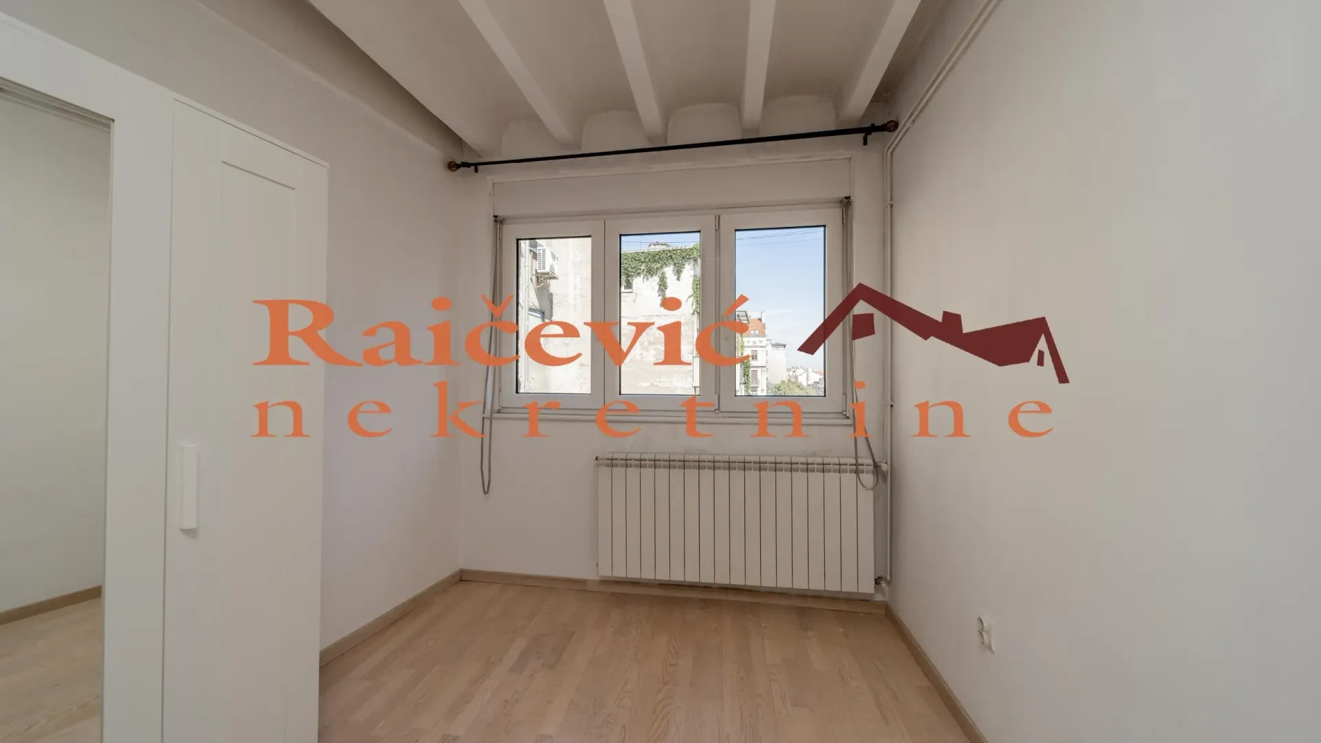 Prodaja, dvosoban stan, 68m², Centar, Stara Pazova