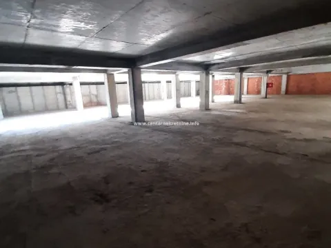 Sale, office space, 1990m², Preko Morače, Podgorica - image 4