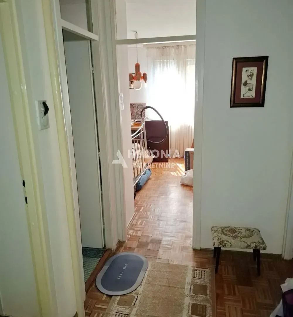 Sale, three bedroom apartment, 88m², Novi Beograd Blok 62, Novi Beograd Sve Podlokacije