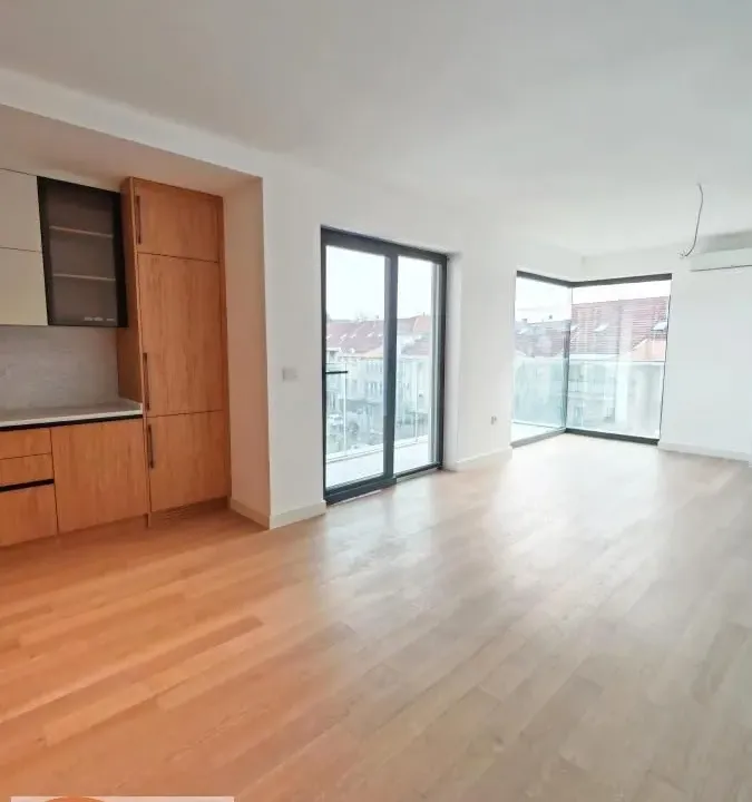 Rent, office space, 103m², Lion, Zvezdara Sve Podlokacije