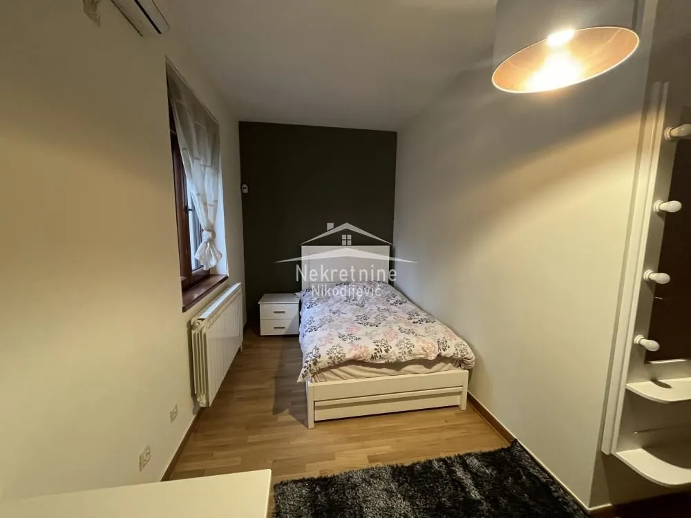 Sale, apartment, 220m², Savski Venac, Beograd