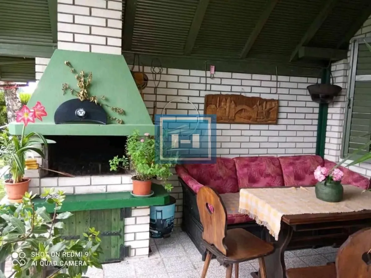 Prodaja, kuća, 350m², Lipova, Vrnjačka Banja