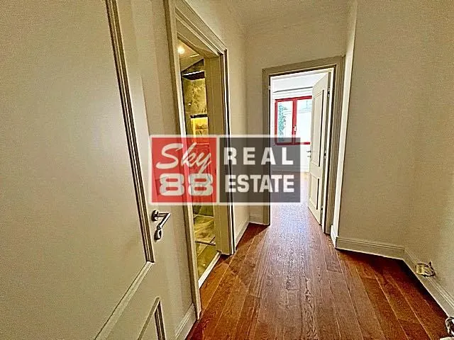 Rent, four bedroom apartment, 173m², Senjak, Beograd