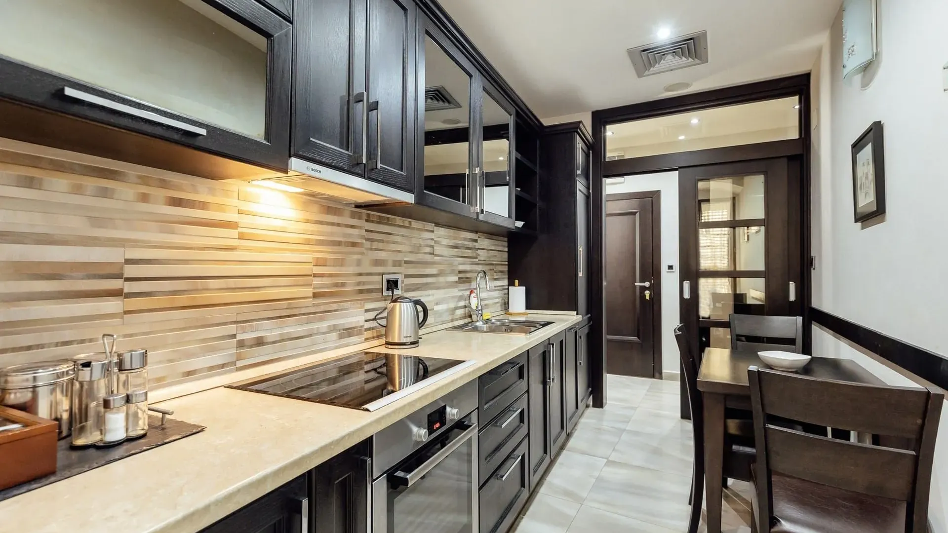 Prodaja, dvosoban stan, 117m², Stari Grad Kotor, Kotor