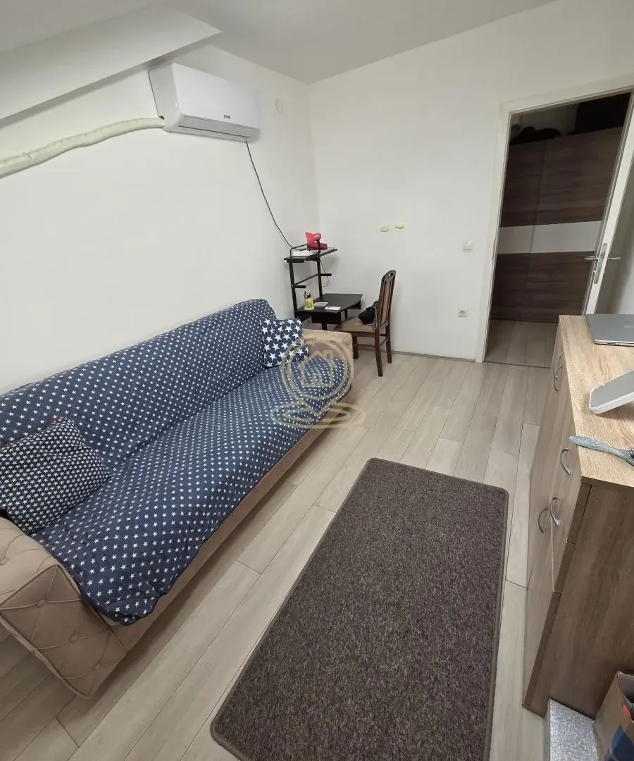 Prodaja, trosoban stan, 94m², Medijana, Niš